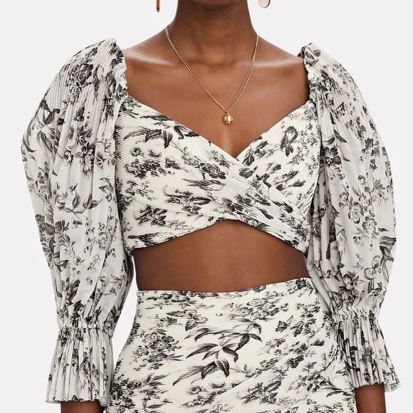 Yllw the Label NWT Never Worn blue floral puff sleeve cropped top Size M - Picture 10 of 10